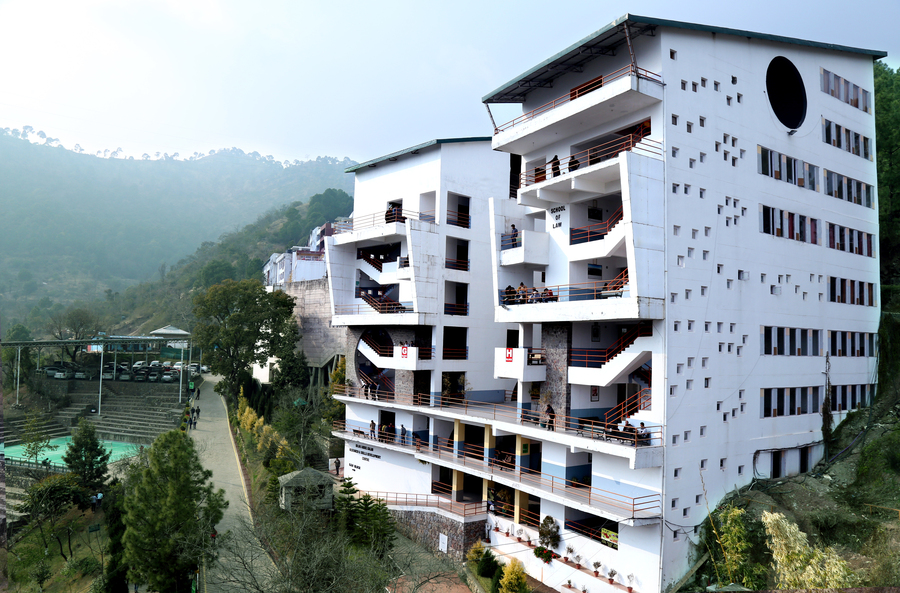 Shoolini University Solan